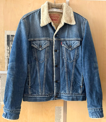 Levi vintage sherpa trucker - vintage,